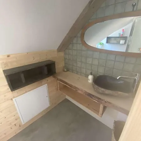 Apartment Evasion